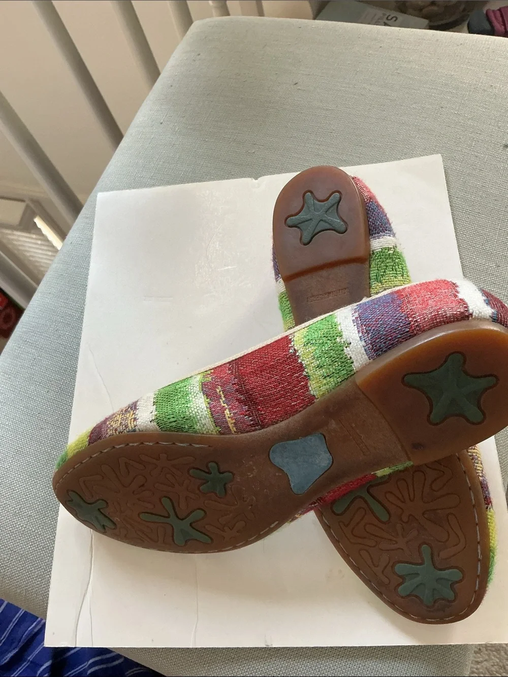 BORN Striped Green Multicolor Women's Casual Ballet Flats